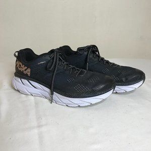 HOKA ONE ONE Clifton 6 Womens Black Running Shoe Sneaker Size 9.  RUNS LARGE.